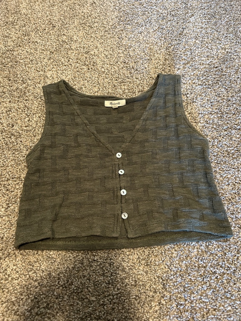 Madewell Olive knit cropped vest